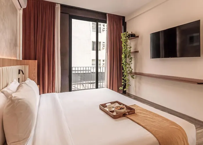 Aparthotel San Luis By Kukun